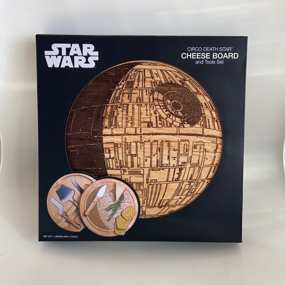 Star Wars Death Star Cheese Board with Tool Set